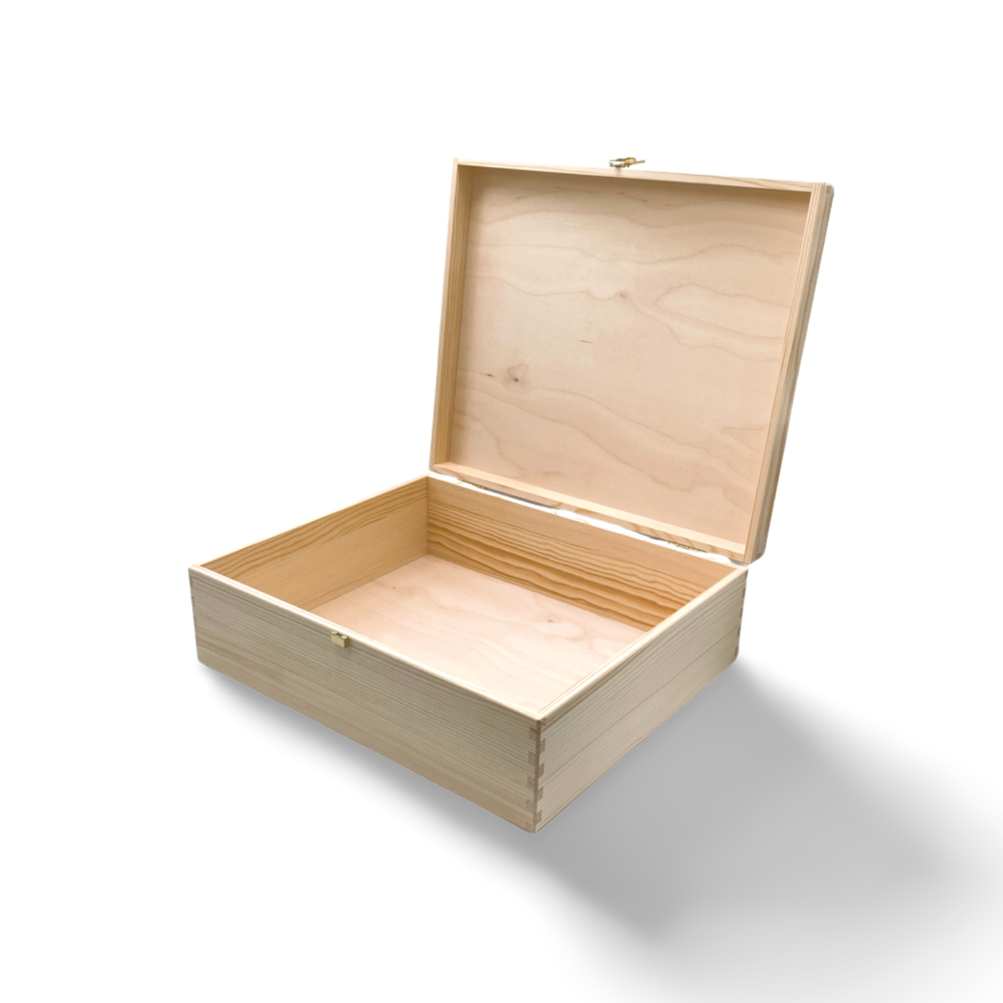 Offene, helle Holzkiste mit Scharnierdeckel.