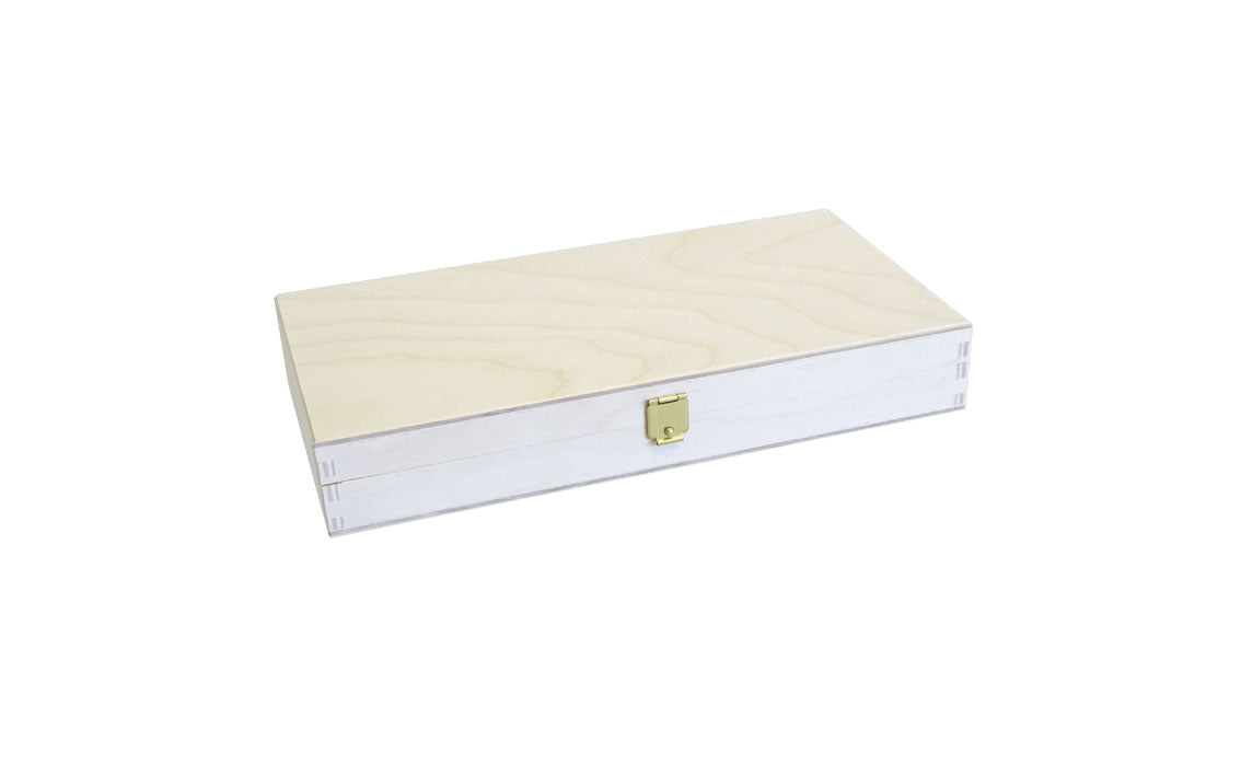 Holzkiste mit Klappdeckel