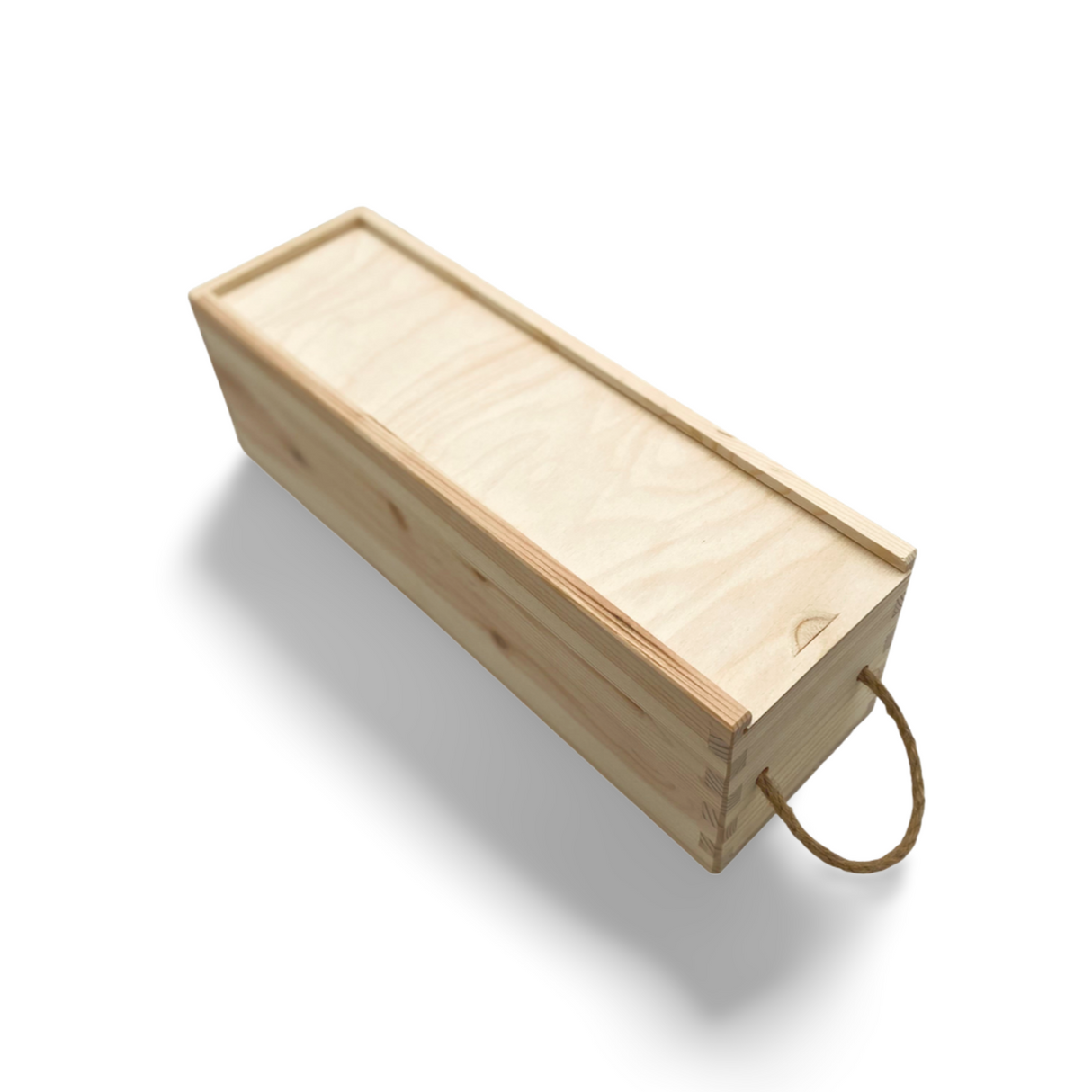 Rechteckige Holzkiste mit Seilgriff.