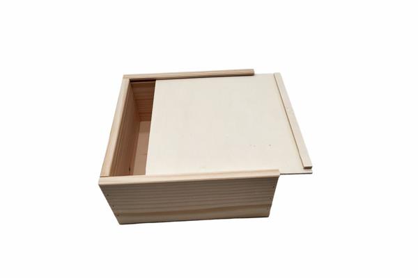 de:Genussbox | aus Vollholz | 15 x 15 x 7 cm!-_::_-!en:Pleasure box | 15 x 15 x 7 cm!-_::_-!