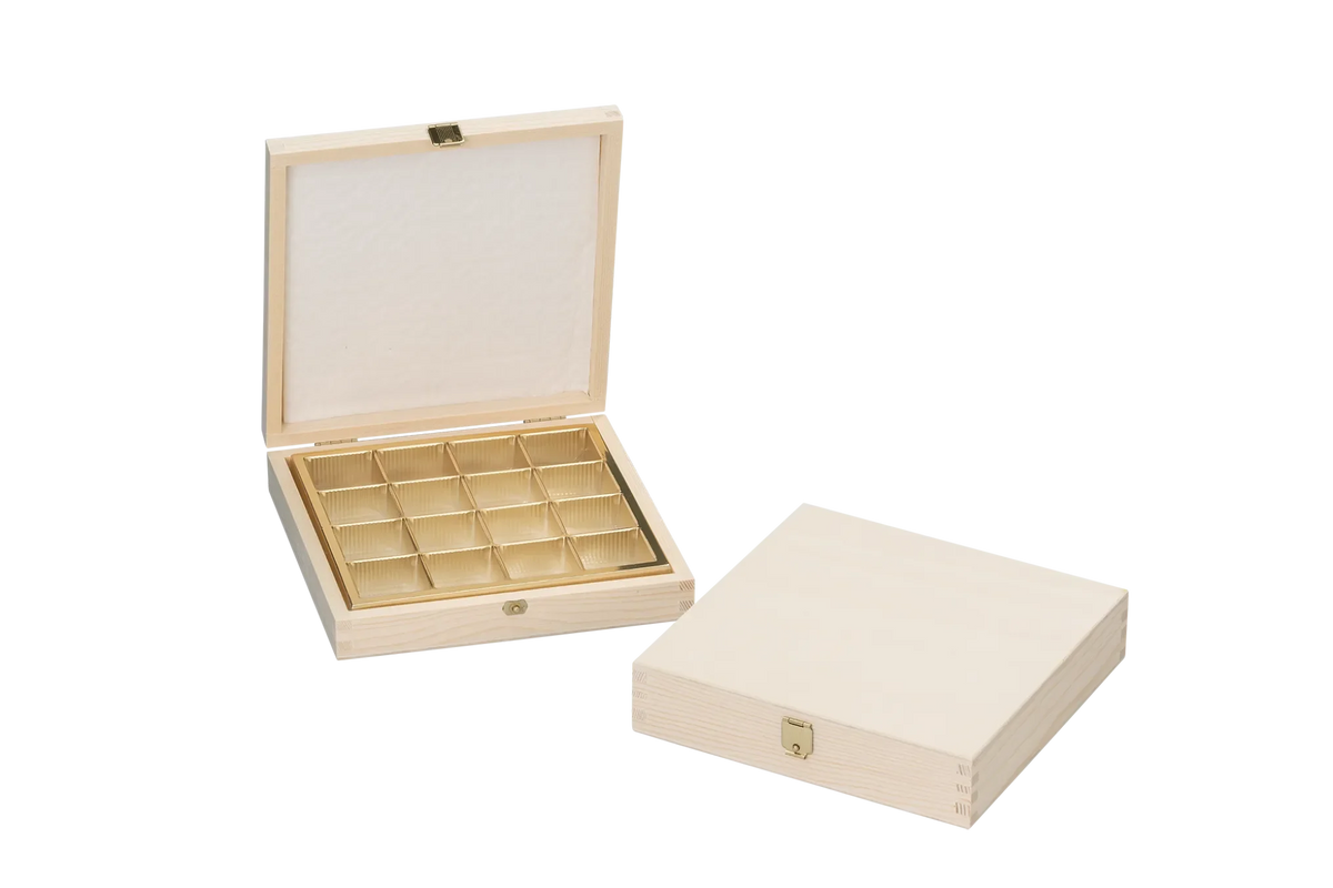 Praline box 15 x 15 x 3 cm