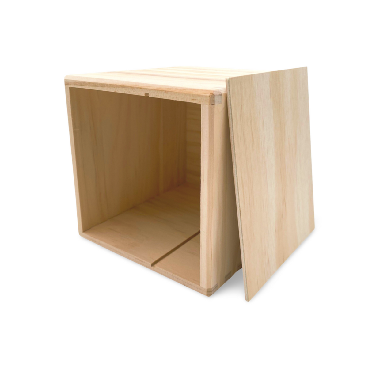 Holzwürfel-Aufbewahrungsbox mit Klappdeckel, hellbraune Farbe und natürlicher Holzmaserungstextur.