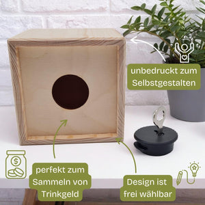 Hölzerne Münzbank mit Schlüssel.
