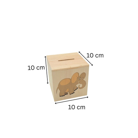 Ein Sparschwein aus hellem Holz mit einem Elefantenmotiv und einem Schlitz für Münzen, das auf jeder Seite 10 cm misst.
