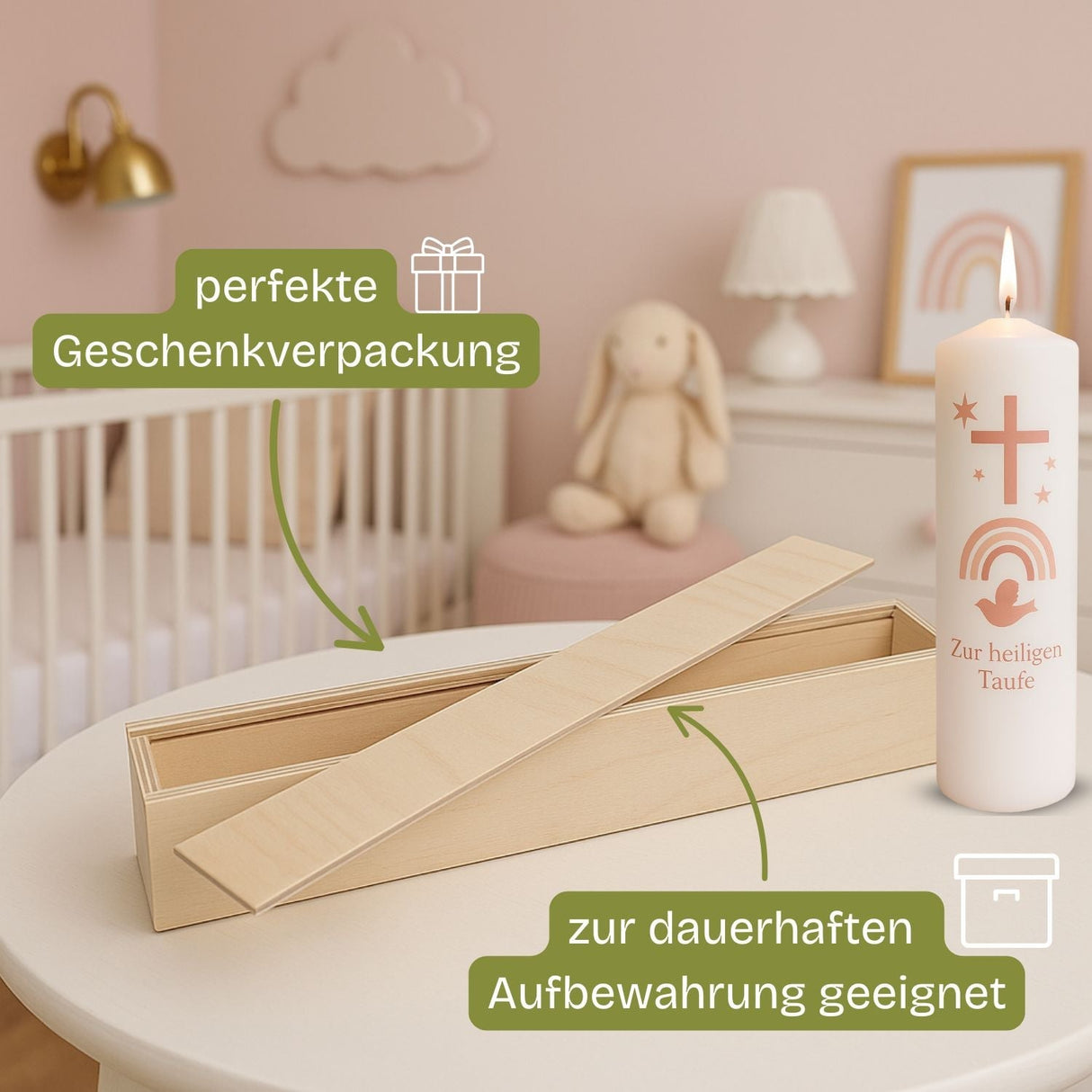 Holzkiste mit Deckel und Kerze.