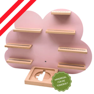 Wolkenförmiges Holzregal mit rosa Hintergrund und weißem Textetikett.